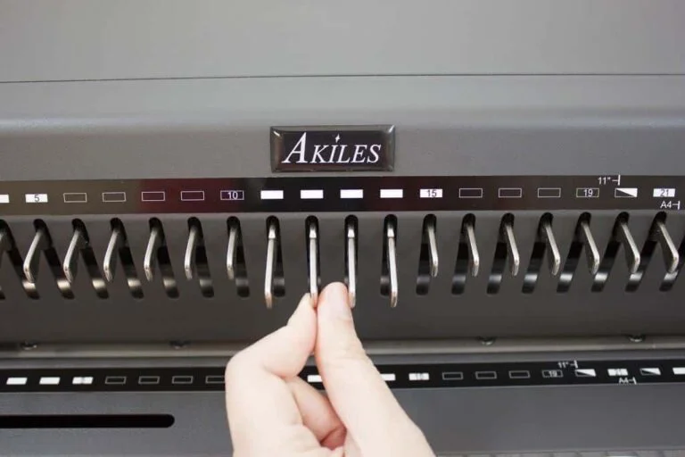 CombMac-EX 24 Electric Punch Manual Bind by Akiles – Powerful Electric Punch - Image 6